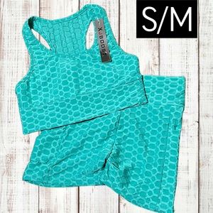 Stretchy Women’s TikTok Shorts w/Pockets & Sports Bra Set NWT Yoga Activewear